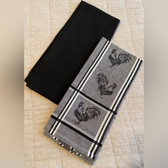 Brand New Black and White Kitchen Towel Set!! - Picture 4 of 4